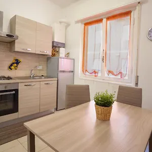 La Casetta Arancione Casa Vacanze E Non Solo Appartamento